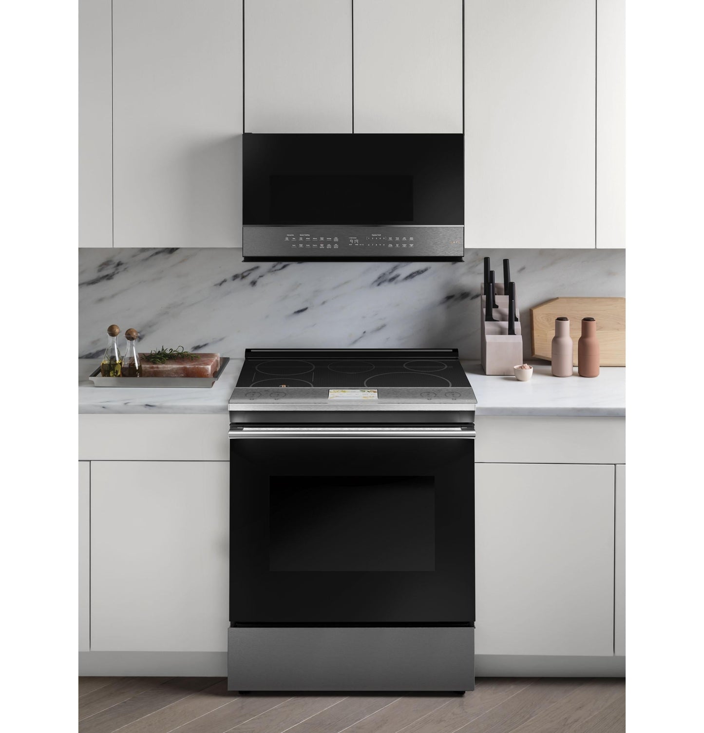 CAFE  30" Smart Slide-In, Front-Control, Induction and Convection Range with In-Oven Camera in Platinum Glass Gray - CHS90XM2NS5