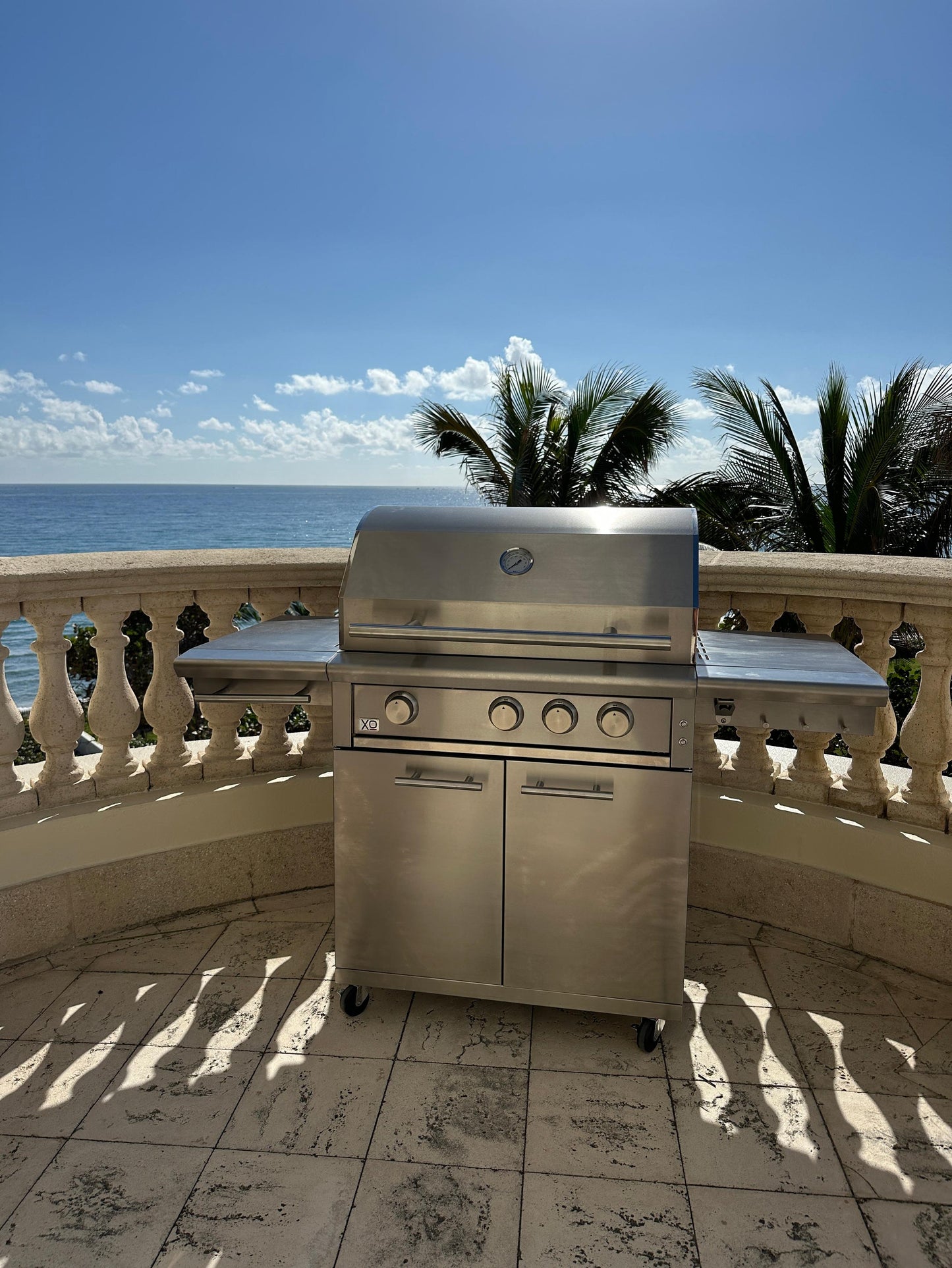 XO APPLIANCE XOGRILL32XLTL 32" 3 burner XO Performance XLT Grill LP in Stainless Steel - XOGRILL32XLTL