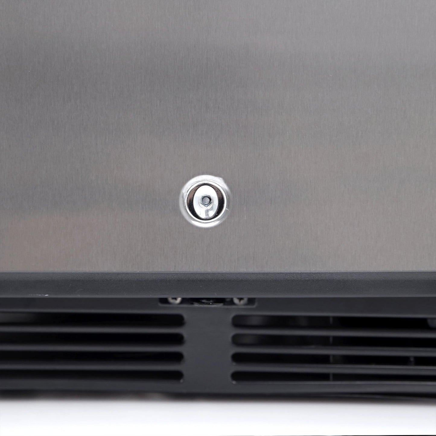 AVANTI Avanti 5.2 cu. ft. Compact Refrigerator in Stainless Steel - AR52T3SB