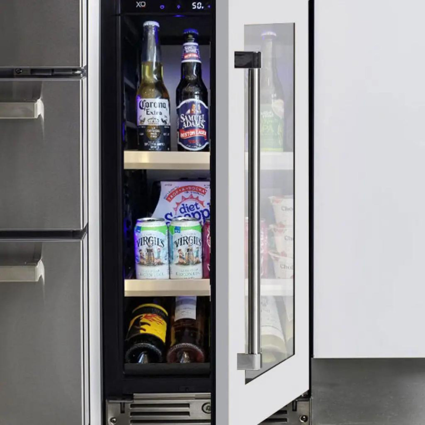 XO APPLIANCE XOU15BCGOL 15" Beverage Center, Panel Ready Glass, Left Hinge Custom Panel Ready - XOU15BCGOL