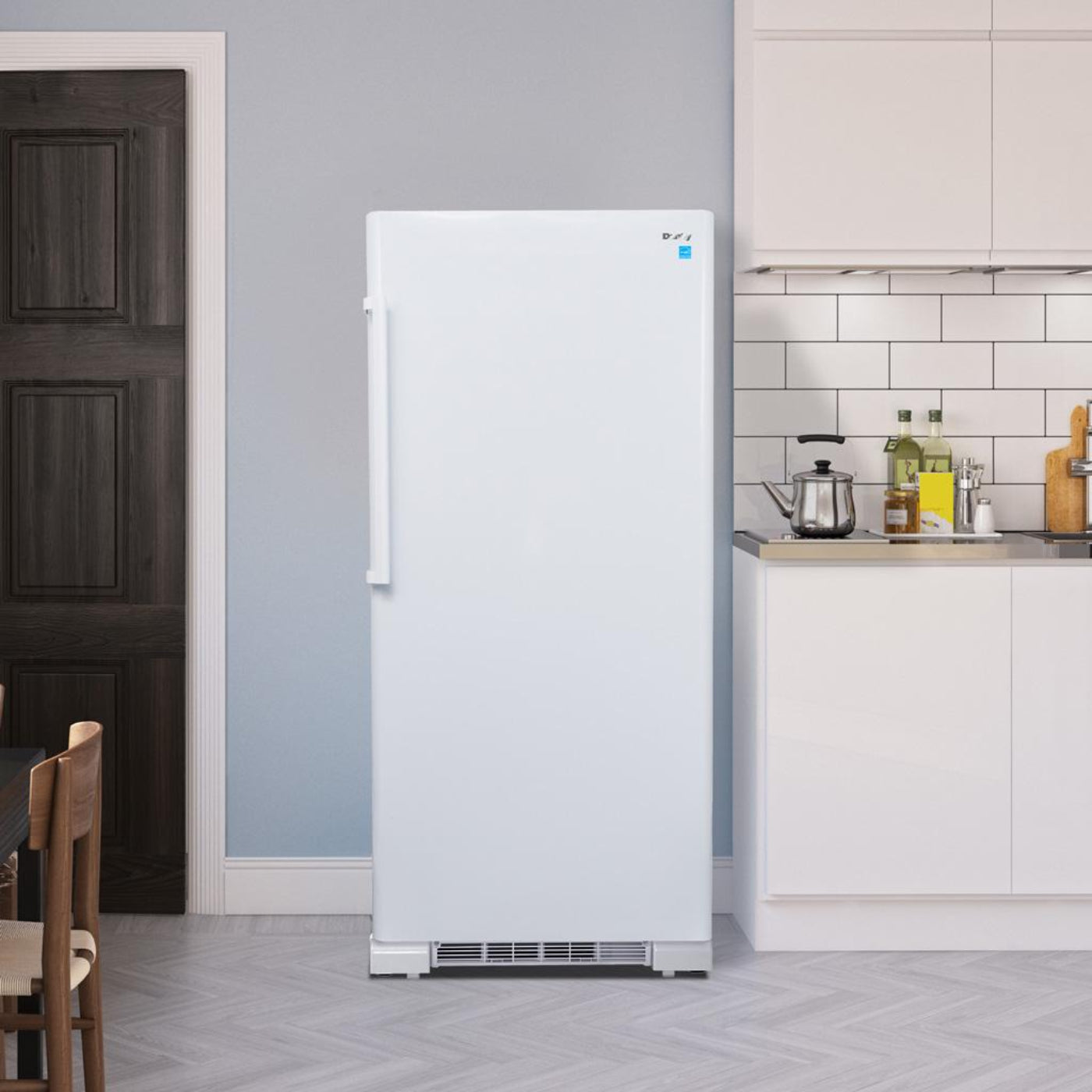 DANBY Danby Designer 17.0 cu. ft. Apartment Size Fridge in White - DAR170A3WDD