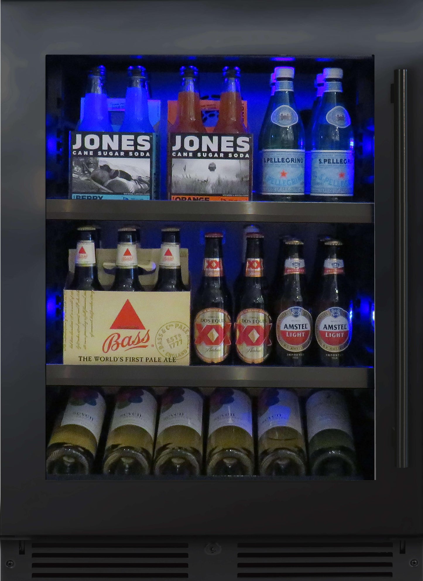 XO APPLIANCE XOU24BCGBSL Beverage Center, 24" Black Stainless, Left Hinge Black in Stainless Steel - XOU24BCGBSL
