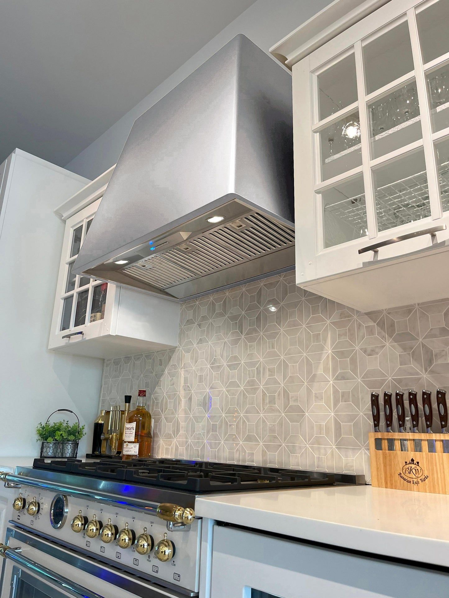 XO APPLIANCE XOVD148SS XO 48in Designer Hood in Stainless Steel - XOVD148SS