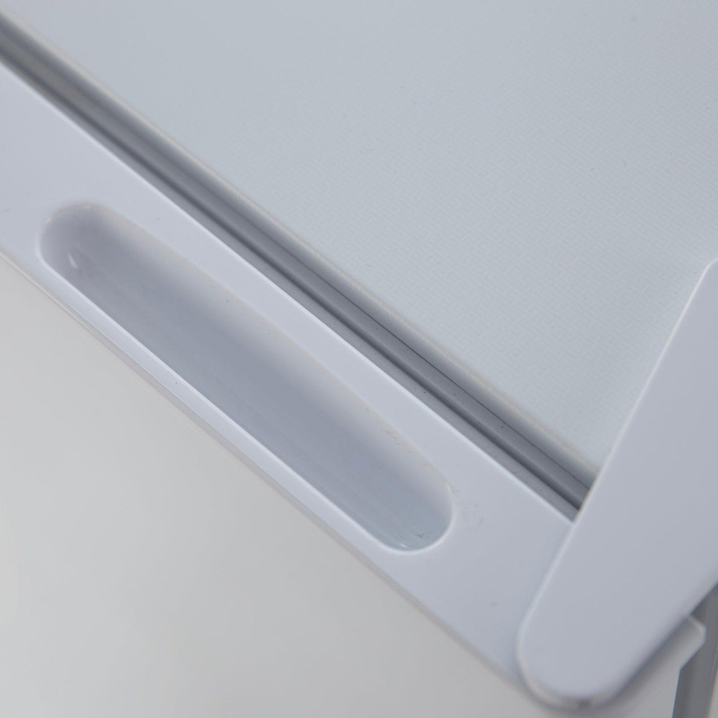 AVANTI Avanti 3.3 cu. ft. Compact Refrigerator - White - RM3306W