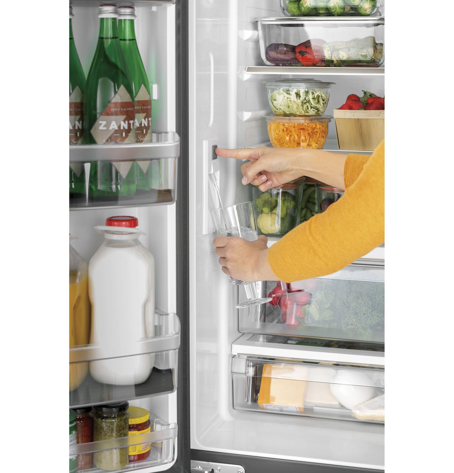 CAFE  ENERGY STAR 18.6 Cu. Ft. Counter-Depth French-Door Refrigerator White - CWE19SP4NW2