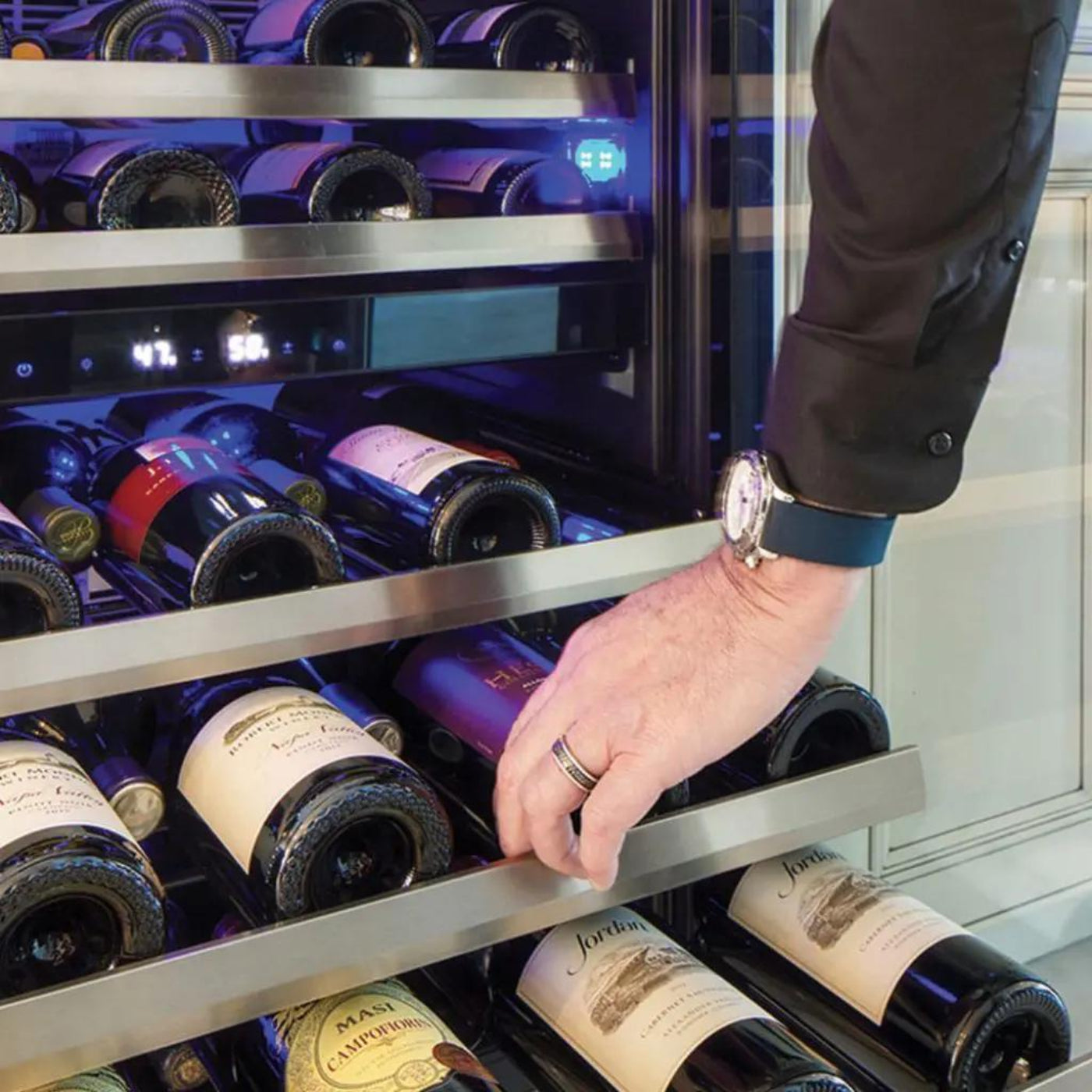 XO APPLIANCE XOU24WGSR 24" Wine Cooler, Single Zone in Stainless Steel Glass, Right Hinge in Stainless Steel - XOU24WGSR