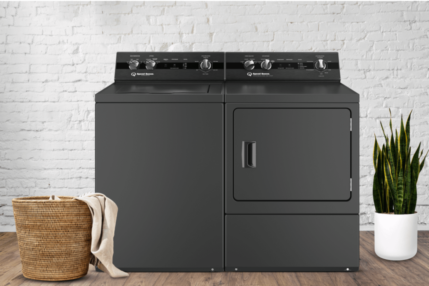 SPEED QUEEN DC5004BE DC5 Sanitizing Electric Dryer with Pet Plus Extended Tumble Steam  Black - DC5004BE