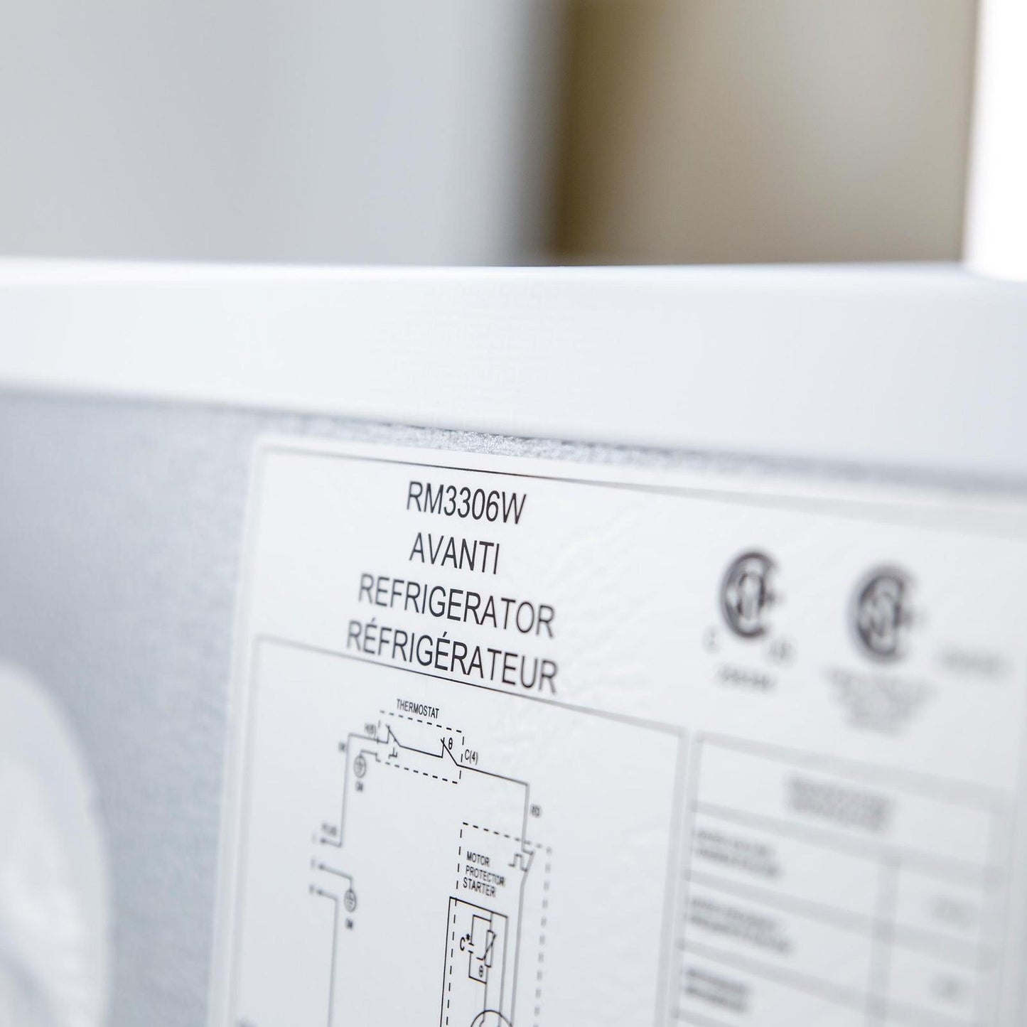 AVANTI Avanti 3.3 cu. ft. Compact Refrigerator - White - RM3306W