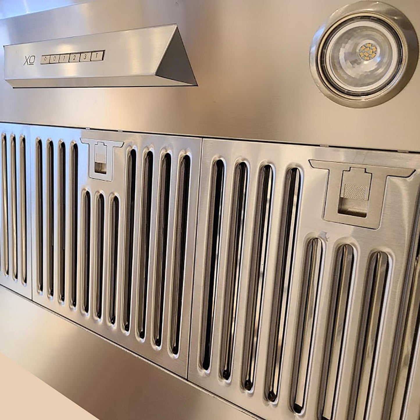 XO APPLIANCE XOIL4219SC 42" CCC 600/395 CFM Insert Hood Liner in Stainless Steel - XOIL4219SC