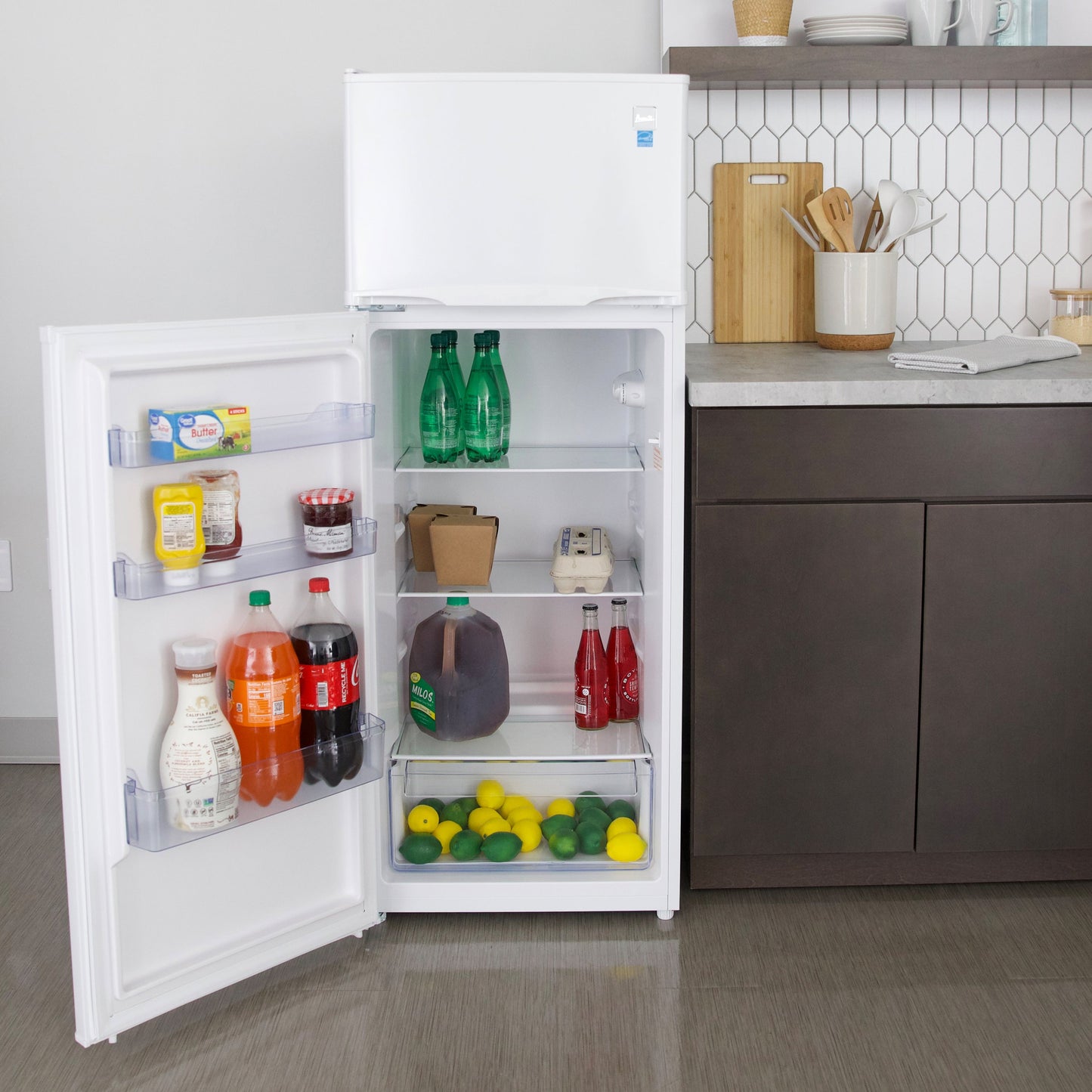 Avanti Apartment Refrigerator, 7.3 cu. ft - RA730B0W