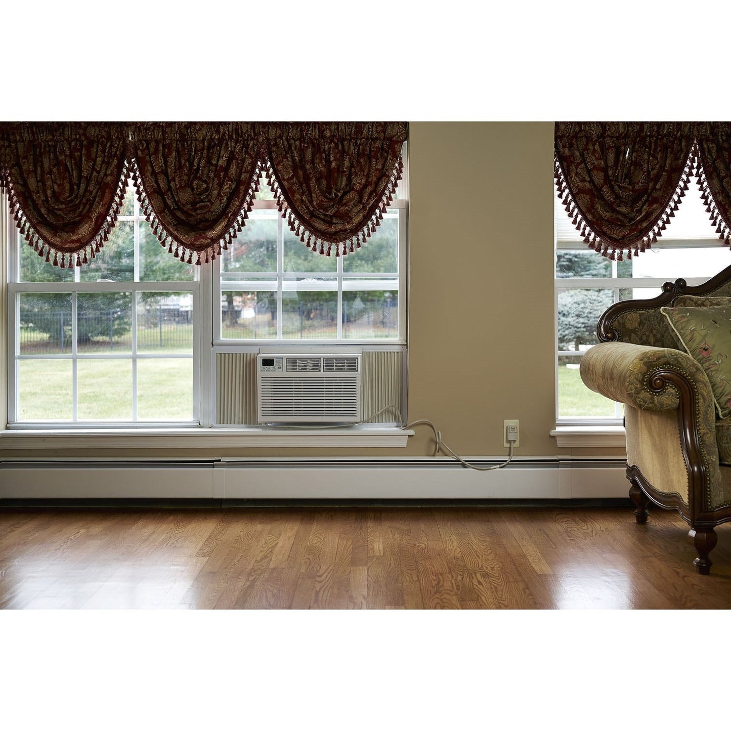 Emerson Quiet - 8000 BTU Window Air Conditioner with Electronic Controls | EARC8RE1