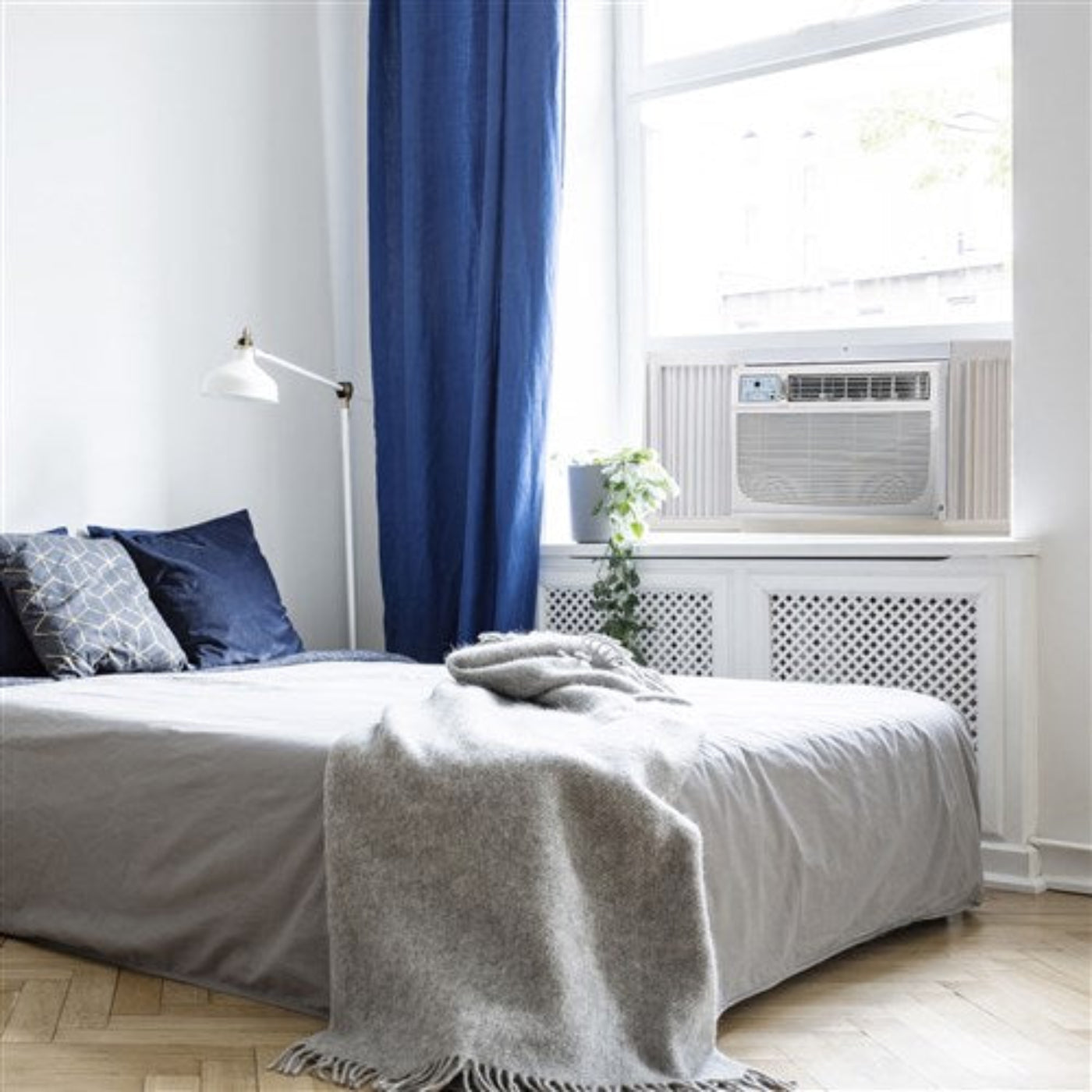 Keystone Energy Star 15,100 BTU 115V Window/Wall Air Conditioner with Follow Me LCD Remote Control  -  KSTAW15CE