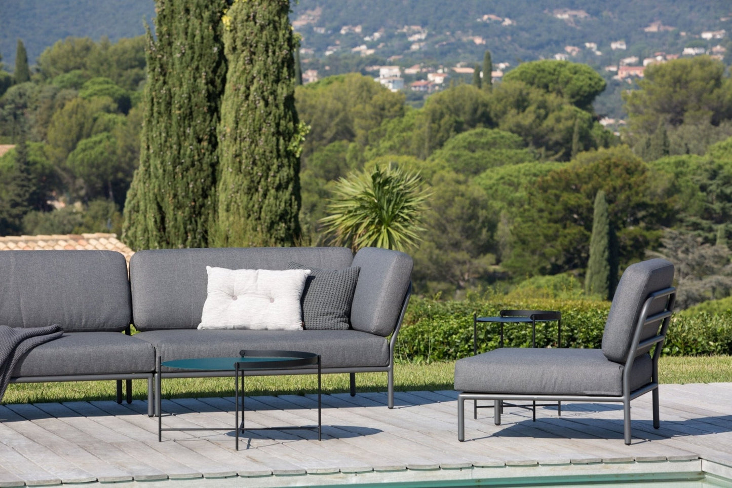 HOUE LEVEL Outdoor Chaiselong - Procure Décor
