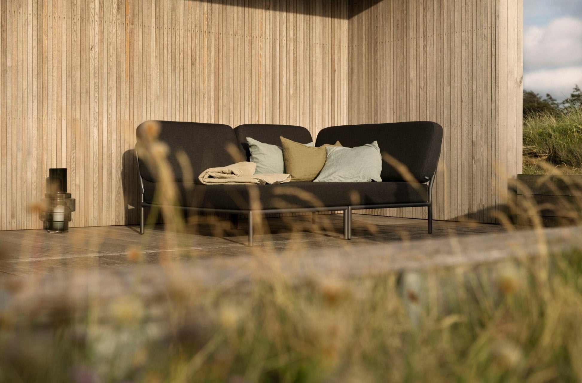 HOUE LEVEL Outdoor Cozy Corner - Procure Décor