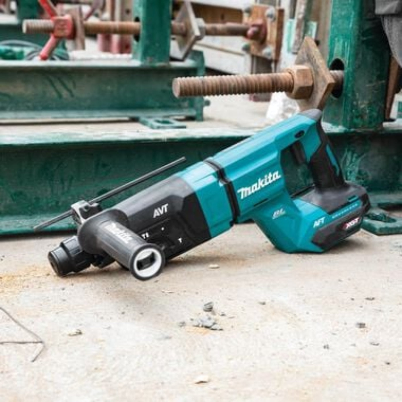 Makita 40V Max XGT️ (GRH07Z) 1-1/8 In. AVT Rotary Hammer (Bare Tool) - GRH07Z