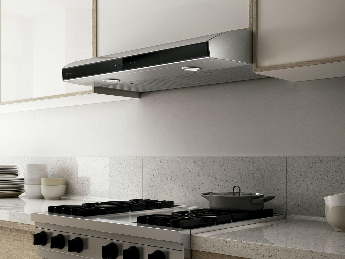 ELICA ARIA Undercabinet Range Hood 36" wide - 400CFM in Stainless Steel On Black - EAI436SS