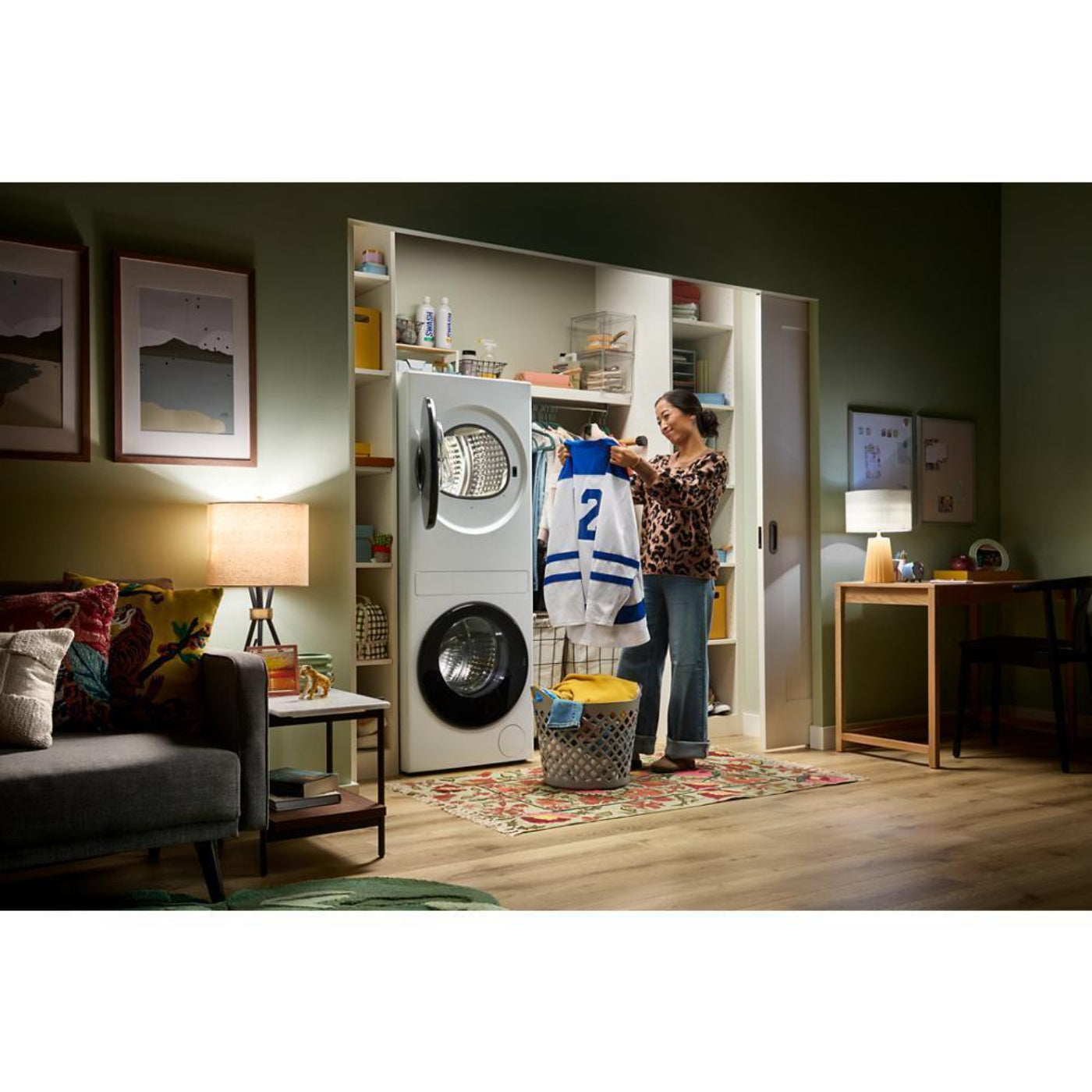 WHIRLPOOL Compact ENERGY STAR Ventless Heat Pump Laundry Tower with 2.7-cu ft Washer and Electric 4.3-cu ft Dryer White - WFH5424SW