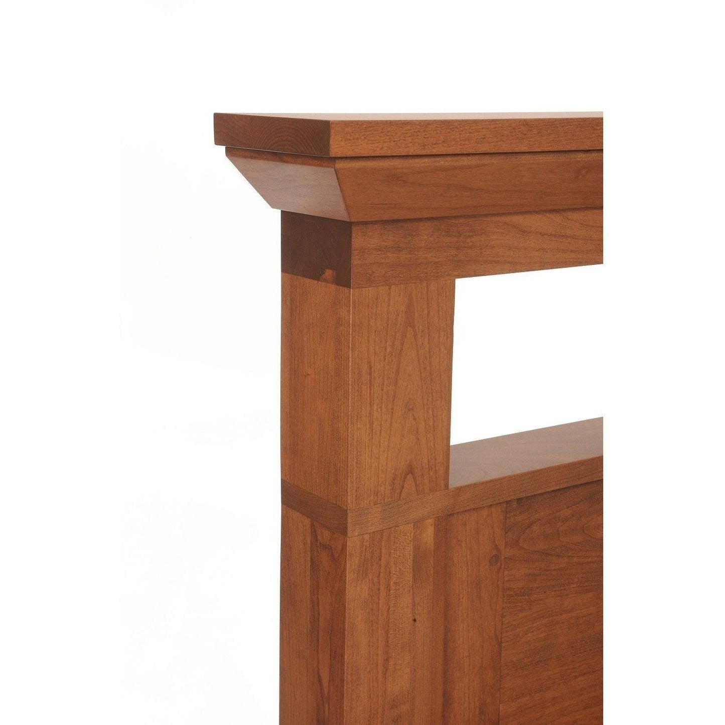 QW Amish Millcraft Redmond Wellington 6 Drawer Pedestal Panel Bed - MCR66QN