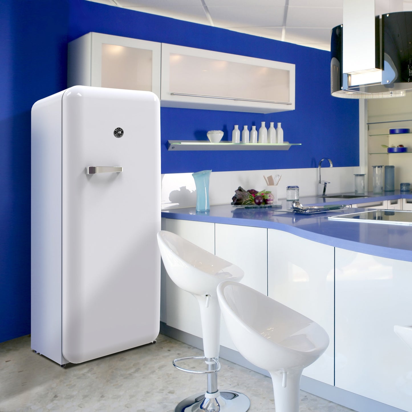 Vinotemp Retro Refrigerator, in White - BR-RETRO-01-W