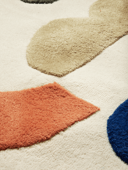 Panto Tufted Rug - 1104269835