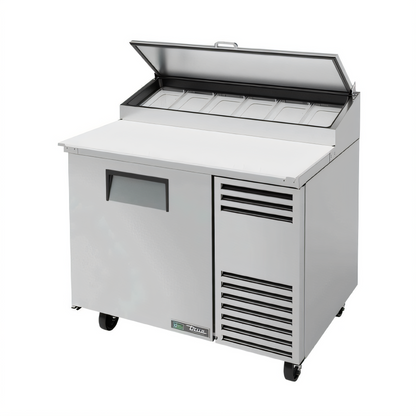 True Mfg True TPP-AT-44-HC 44-3/4-Inch Pizza Prep Table with 1 Door, 6-Pan Top, and 19-1/2-Inch Cutting Board - TPP-AT-44-HC