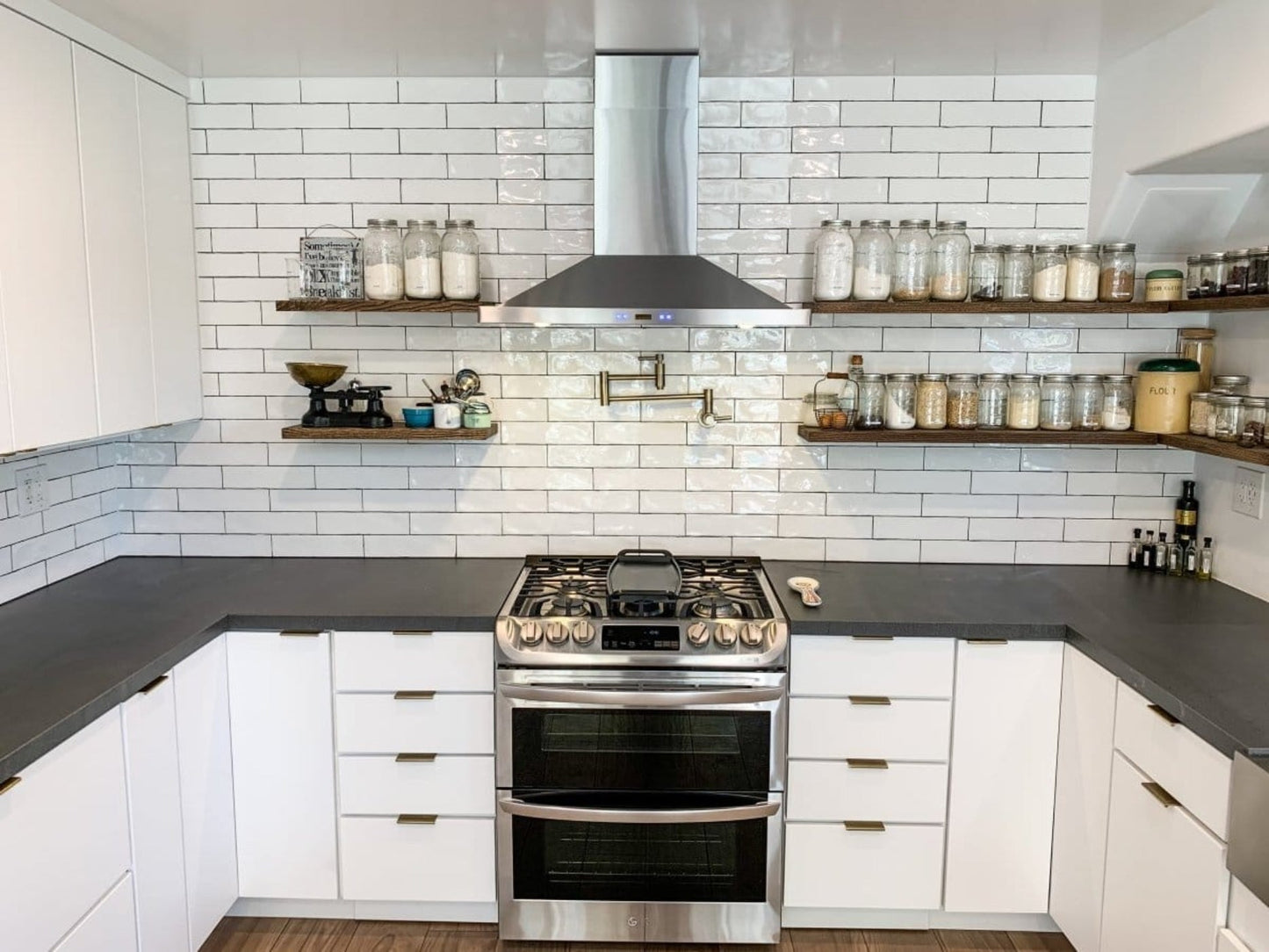 Proline PLFW 520 - Wall-Mounted Range Hood, 600/1200 CFM | Convertible to Ductless, Stainless Steel, Matte Black Finish - PLFW 520.24