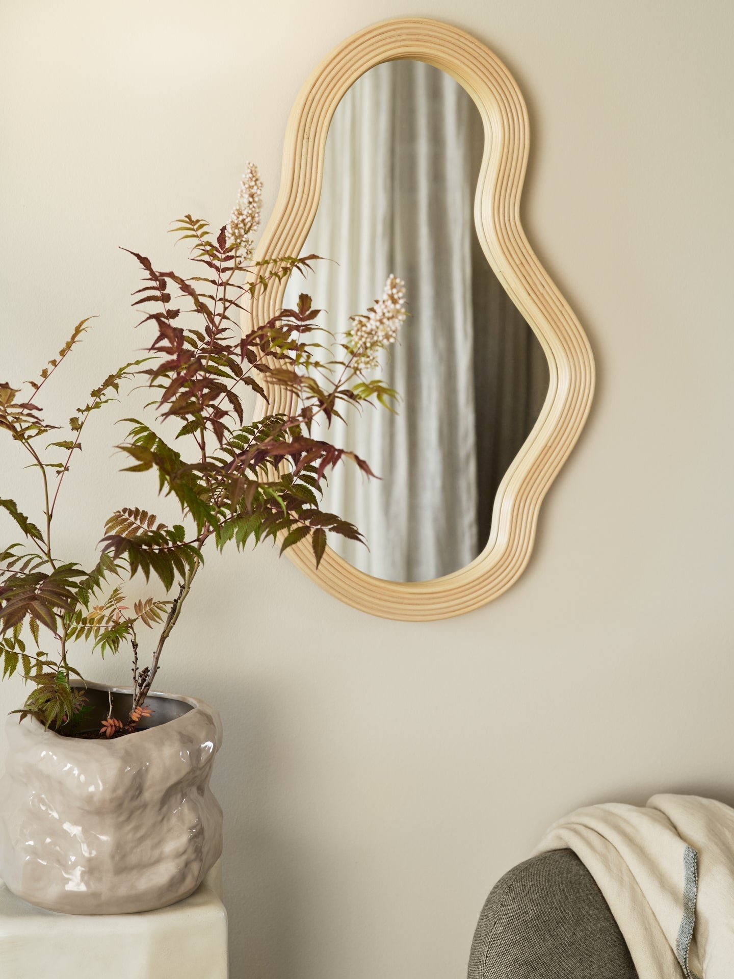 Pond Rattan Mirror - Medium - 1104270053