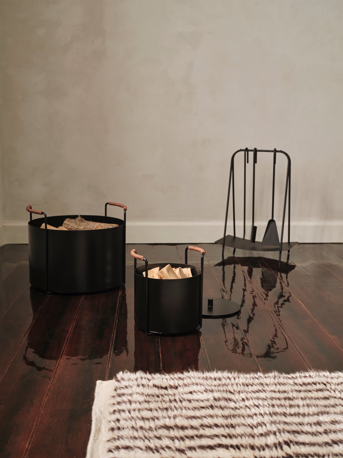 Port Firewood Bucket - 1104270160