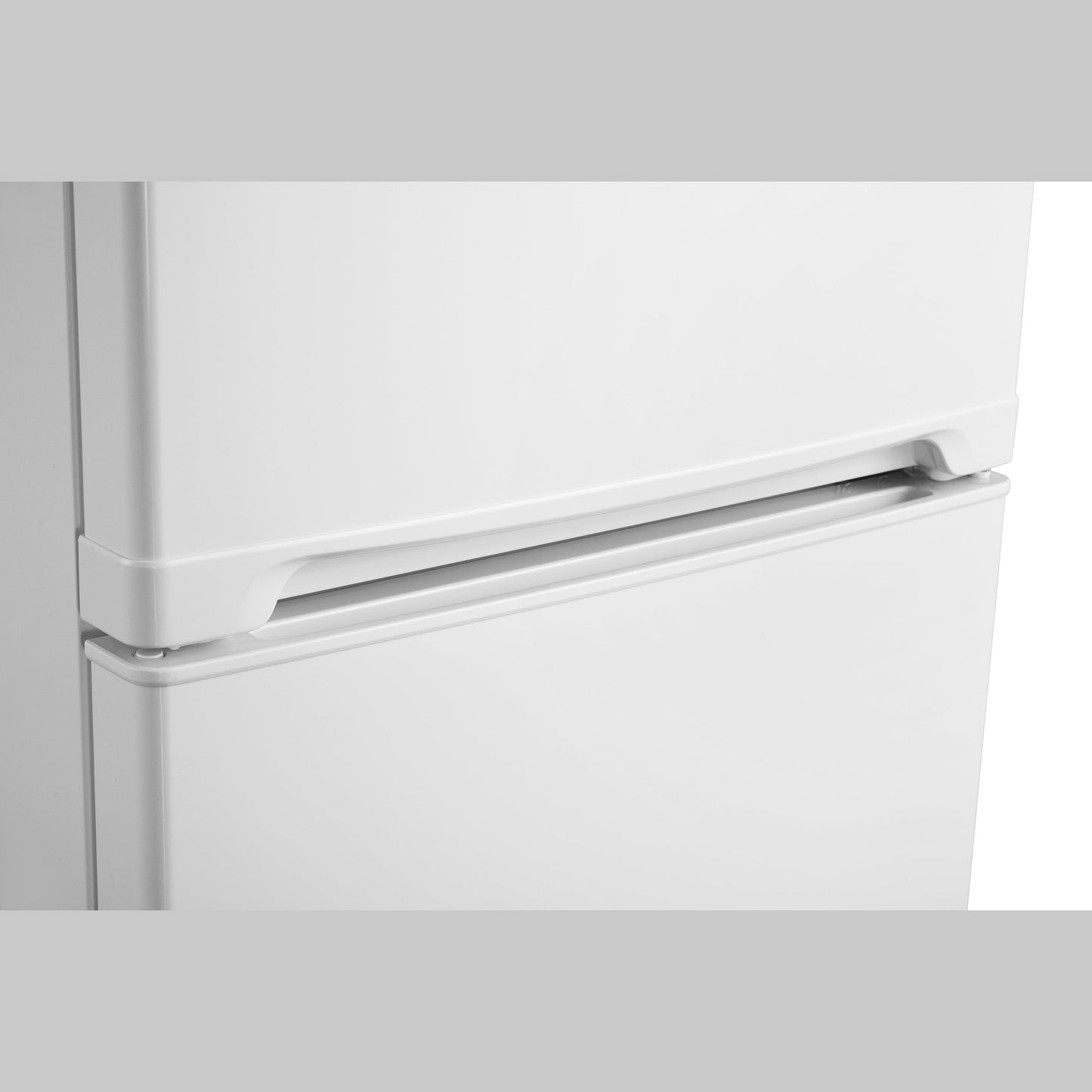 Avanti 10.0 cu. ft. Apartment Size Refrigerator - FF10B0W