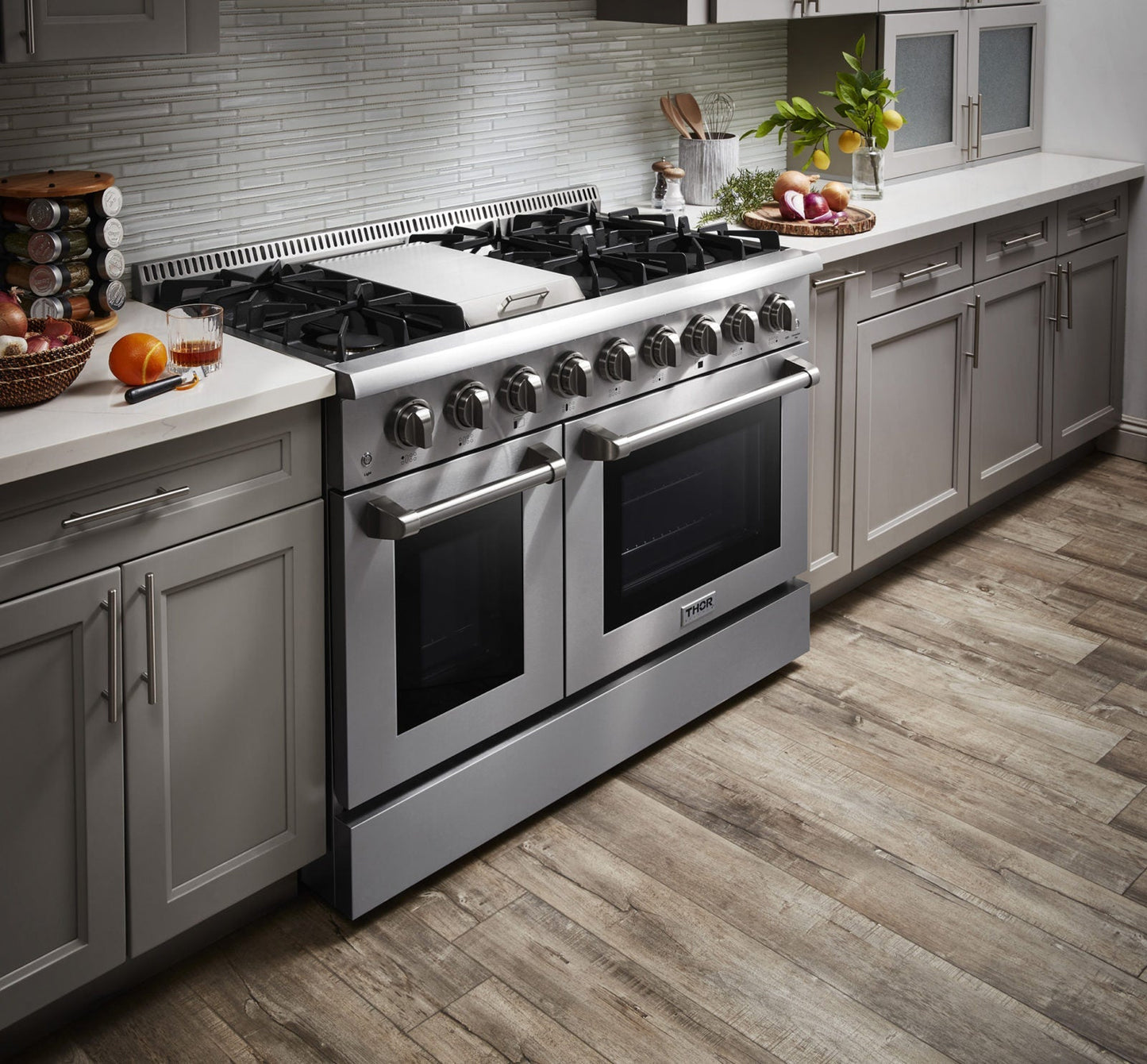 Thor Kitchen 48-Inch Dual Fuel Range with Propane Gas Cooktop and 6.7 cu. ft. Electric Oven in Stainless Steel  - HRD4803ULP