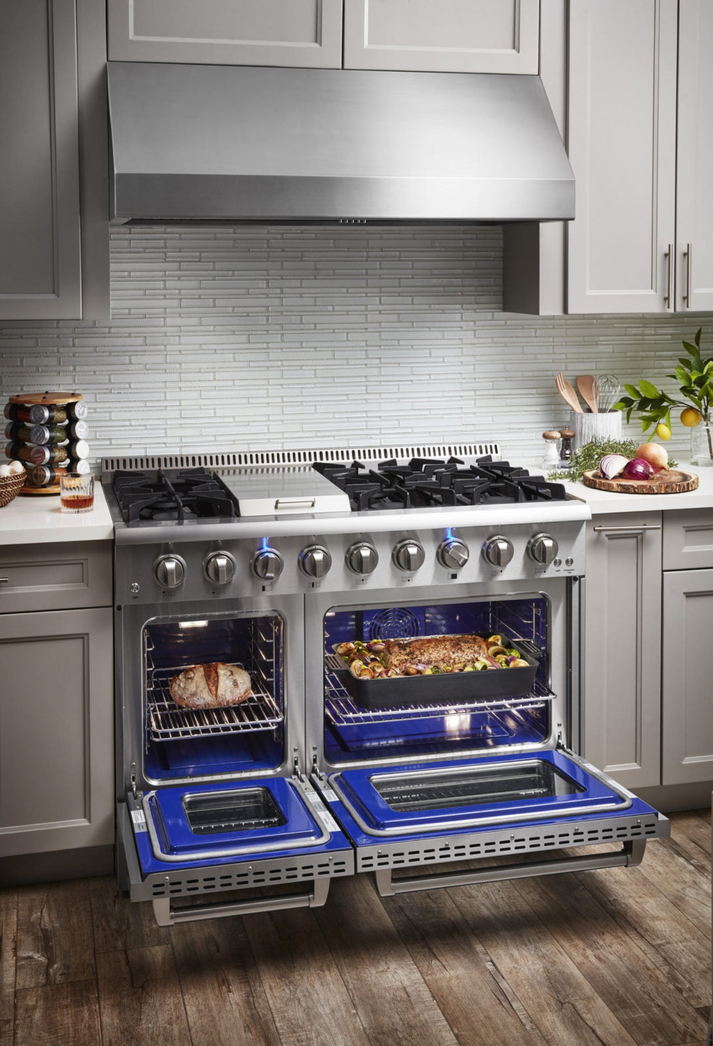 Thor Kitchen 48-Inch Propane Gas Range with 6.7 cu. ft. Double Oven in Stainless Steel  - HRG4808ULP