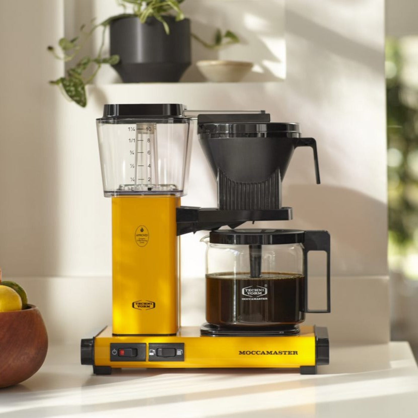 Moccamaster KBGV Select 10-Cup Coffee Maker in Yellow Pepper - 53942