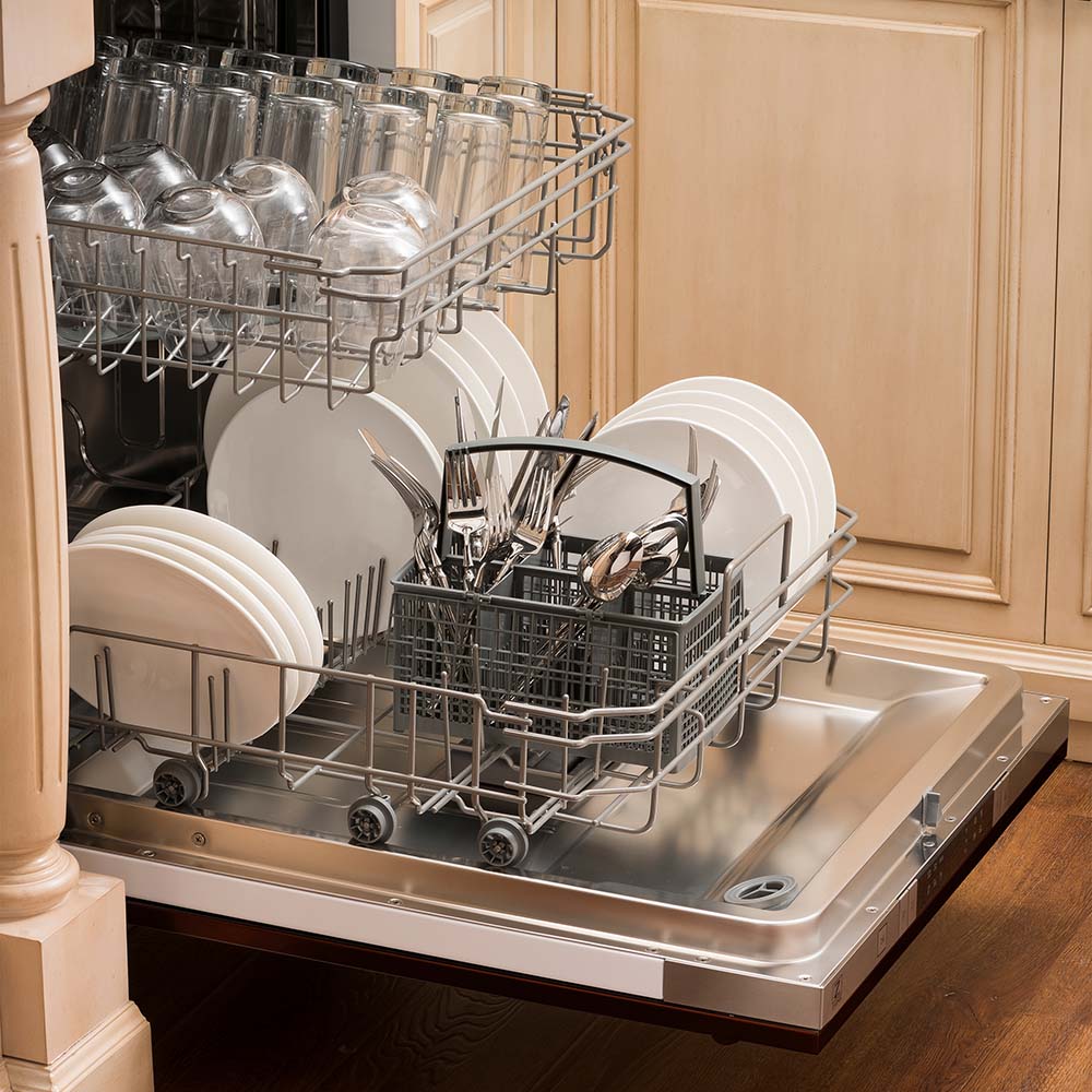ZLINE 24-Inch Dishwasher in Oil-Rubbed Bronze with Modern Handle (DW-ORB-24)